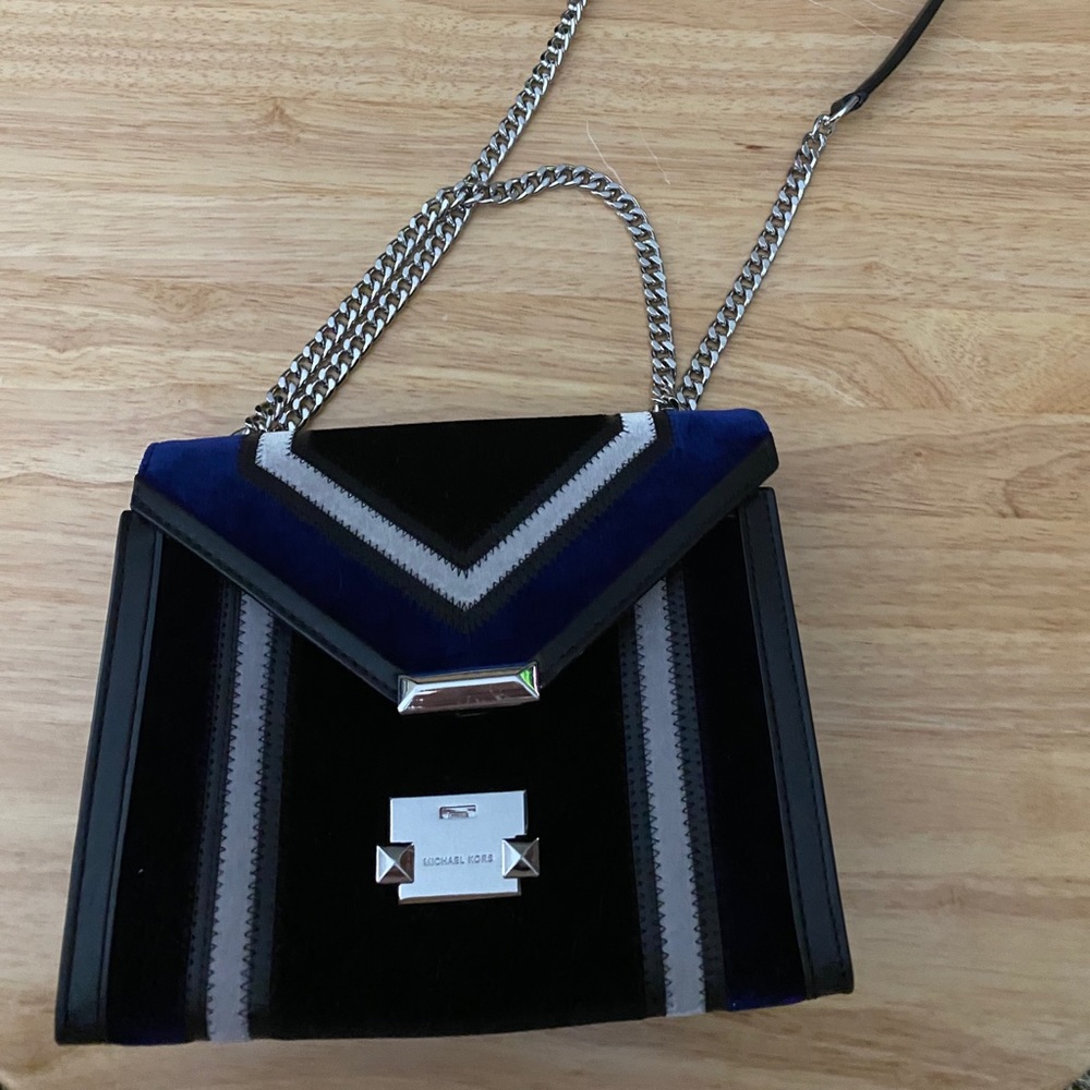 *CONSIDERING OFFERS* MK bag